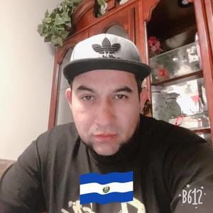 Meet your Posher, Ramiro